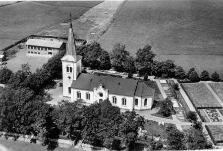 Kyrkan_Ask_03_flyg_1940-tal